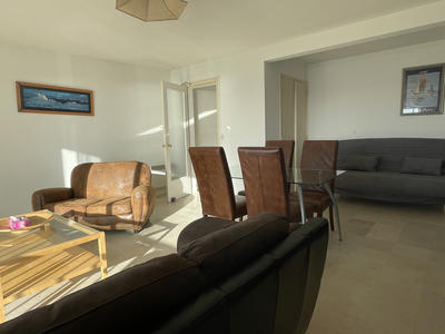 Appartement - 60 m² - 2 pièces