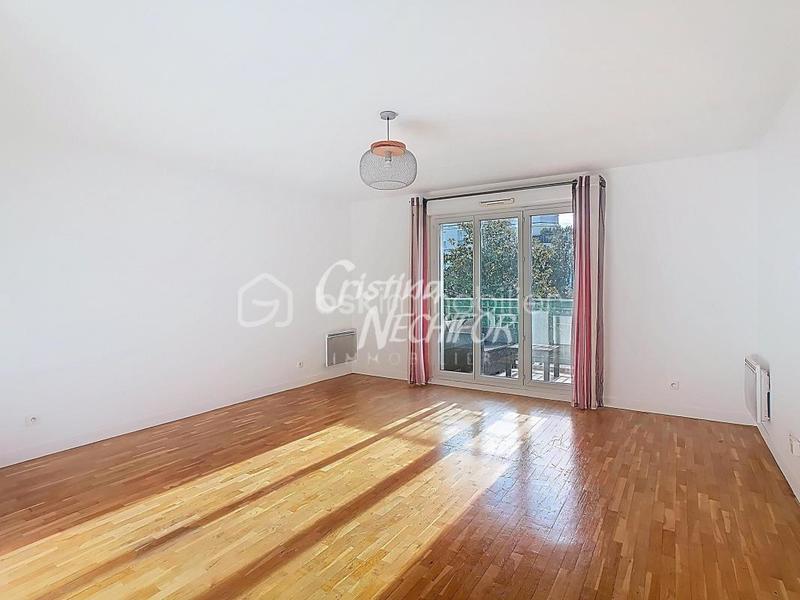 Appartement - 76 m² - 4 pièces