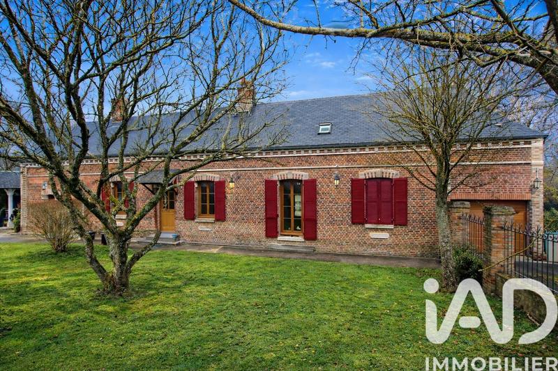 Maison - 198 m² - 8 pièces