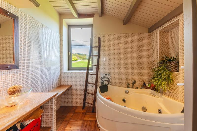 Maison - 183 m² - 7 pièces