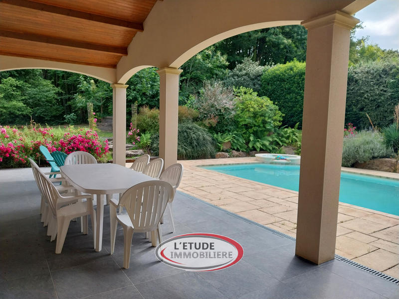 Maison - 190 m² - 10 pièces