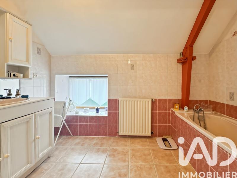 Maison - 176 m² - 7 pièces