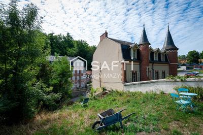 Maison - 320 m² - 14 pièces