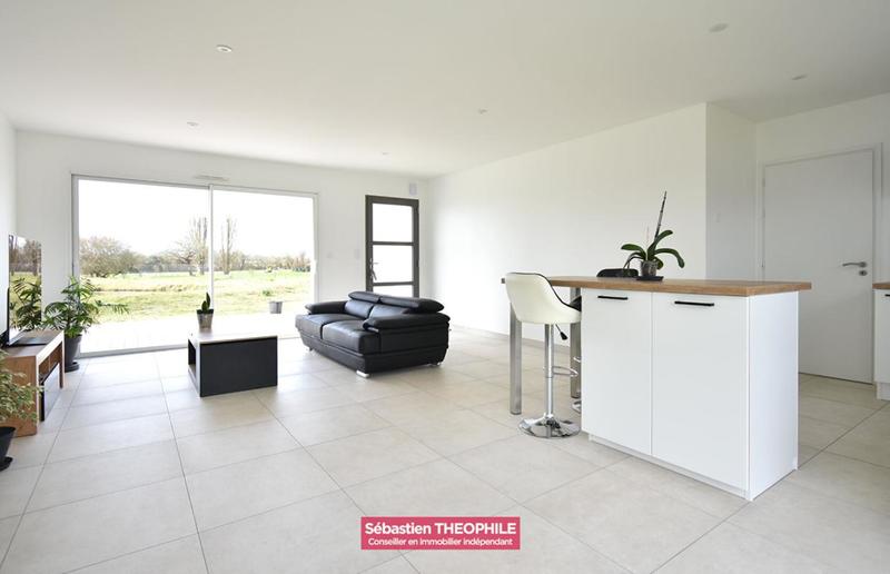 Maison - 102 m² - 4 pièces