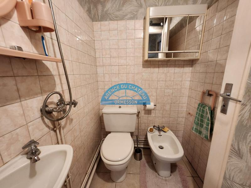 Maison - 200 m² - 8 pièces