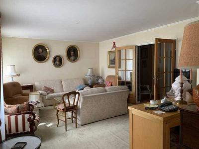 Appartement - 185 m² - 5 pièces