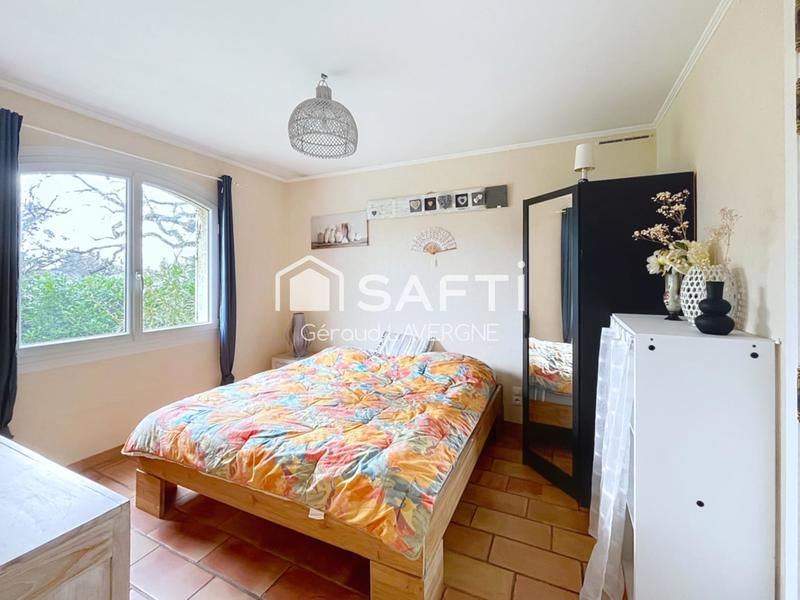 Maison - 180 m² - 7 pièces