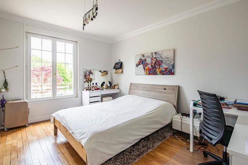 Propriété - 550 m² - 17 pièces