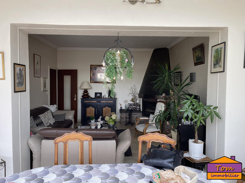 Maison - 273 m² - 12 pièces