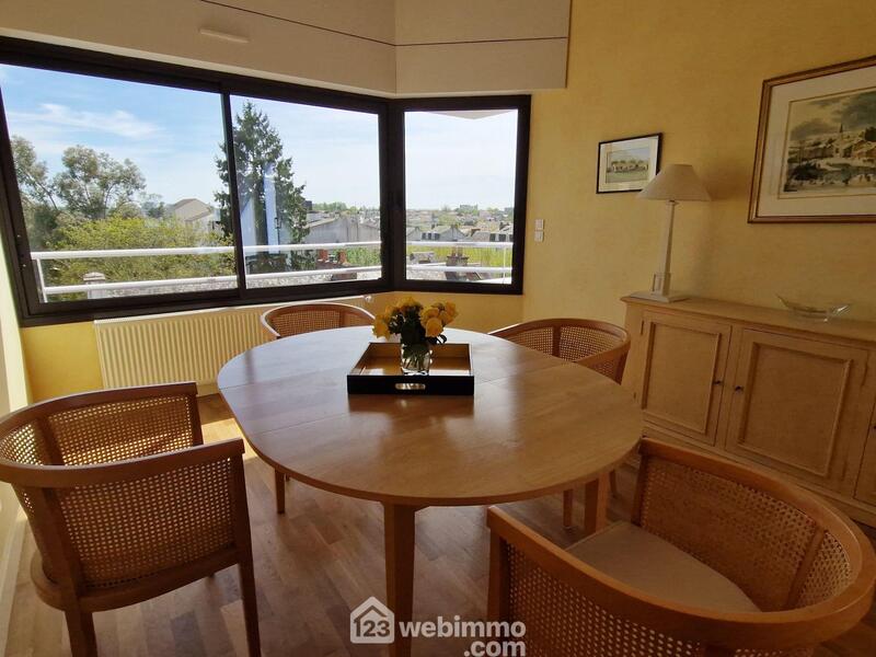 Appartement - 99 m² - 4 pièces