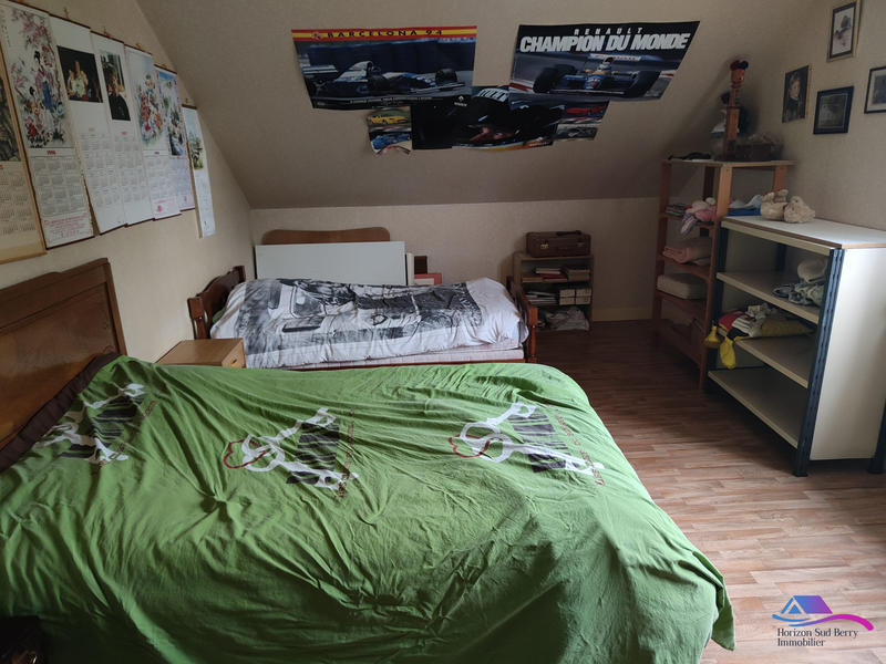 Maison - 334 m² - 6 pièces