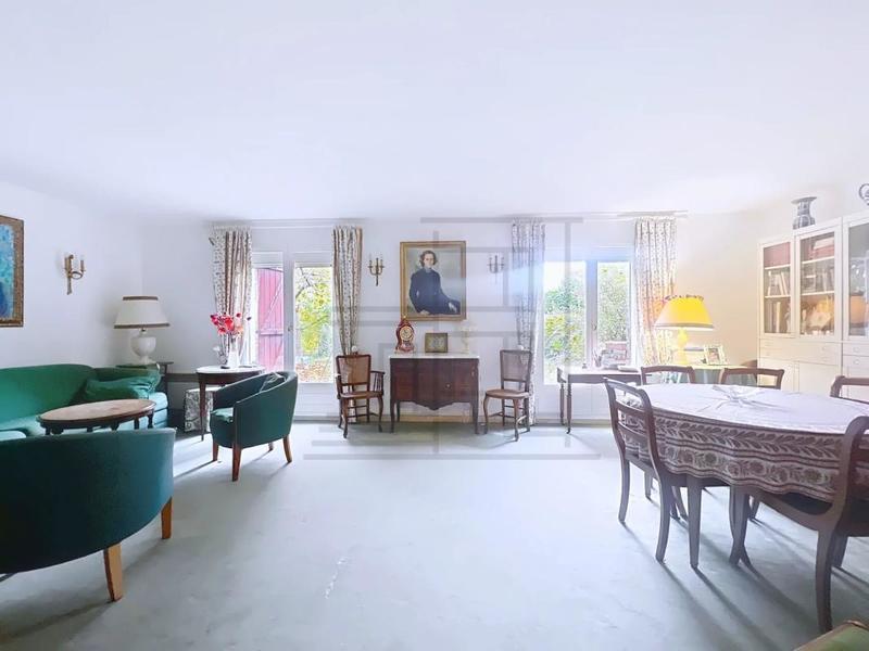 Appartement - 103 m² - 6 pièces