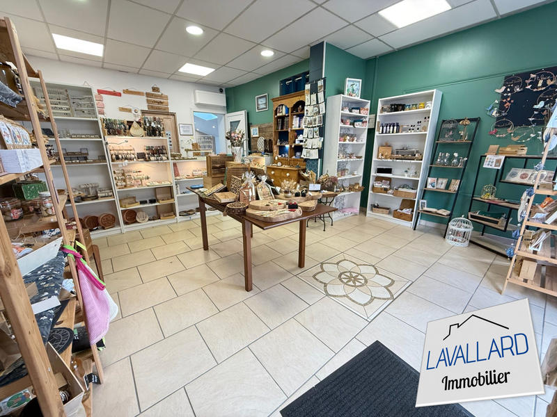 Local commercial - 60 m² - 1 pièce