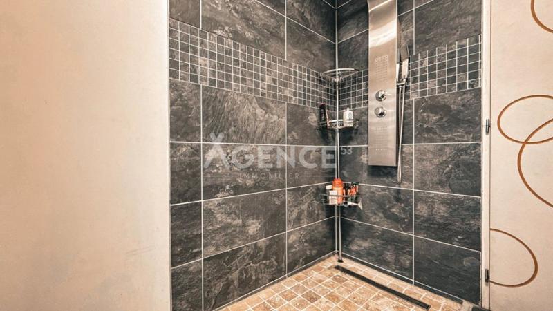 Maison - 88 m² - 4 pièces