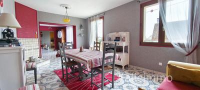 Maison - 135 m² - 6 pièces
