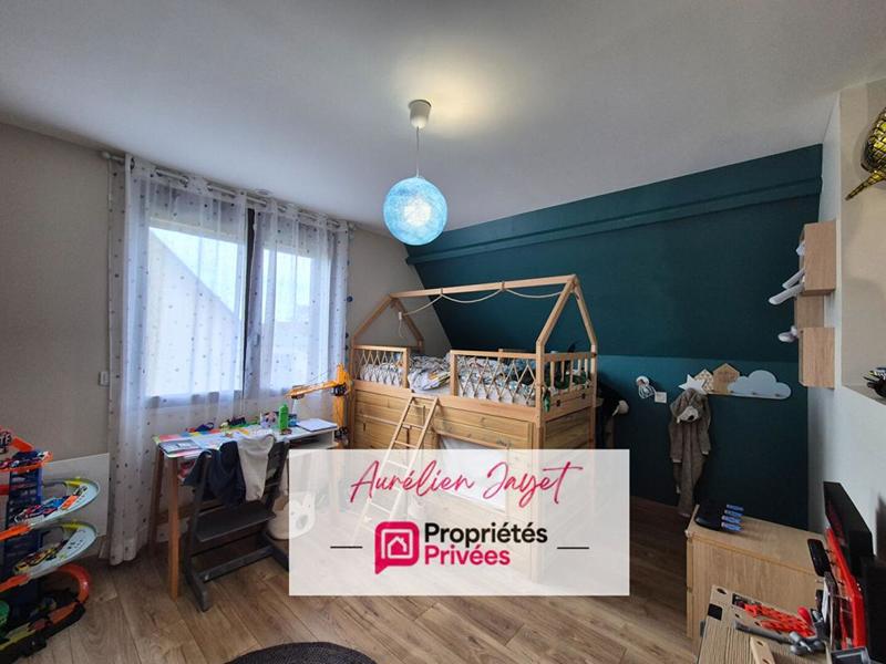 Maison - 200 m² - 5 pièces