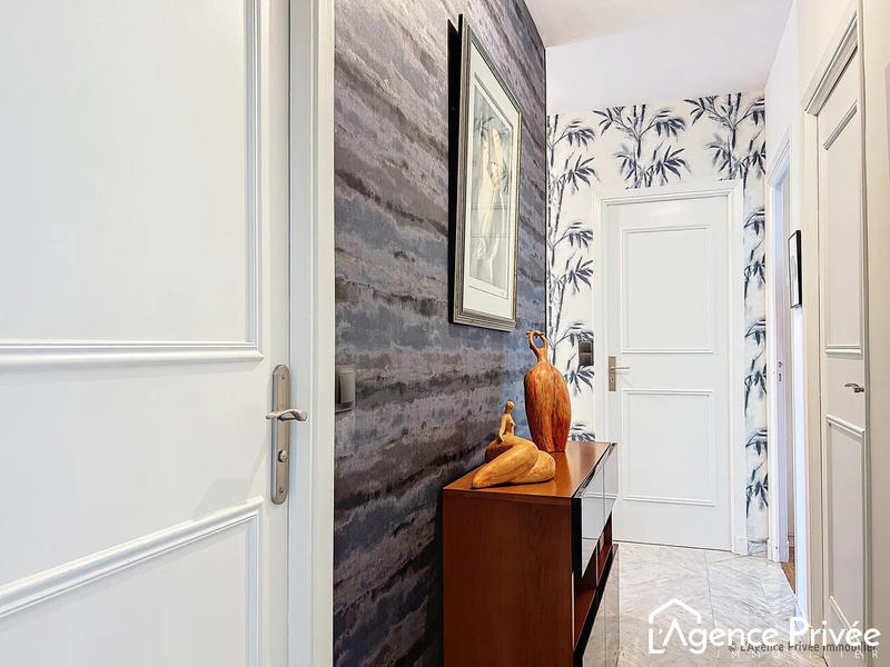 Appartement - 111 m² - 5 pièces