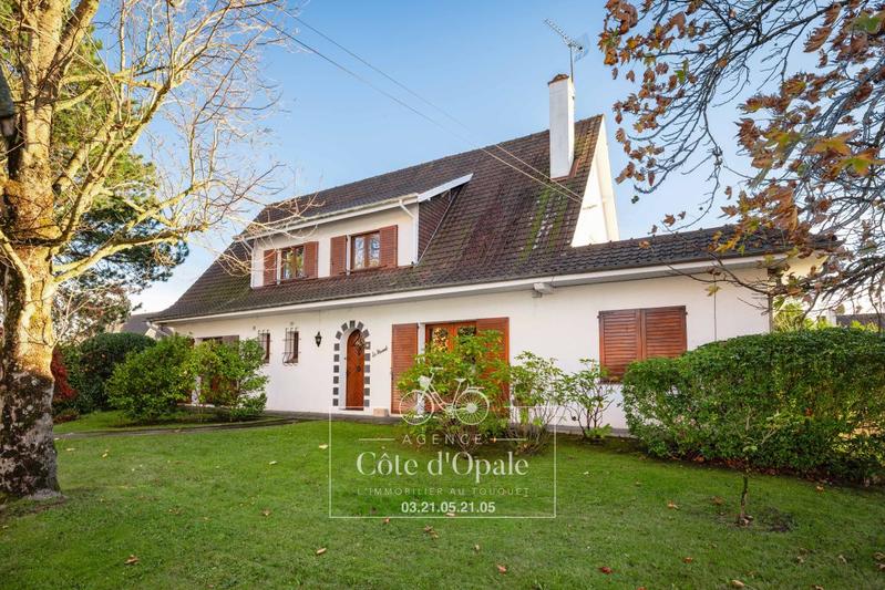 Maison - 180 m² - 7 pièces