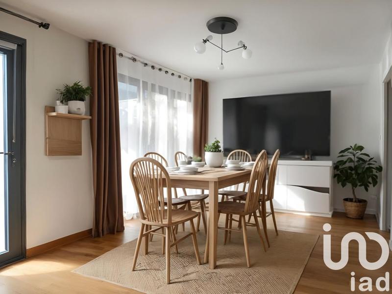 Maison - 110 m² - 4 pièces