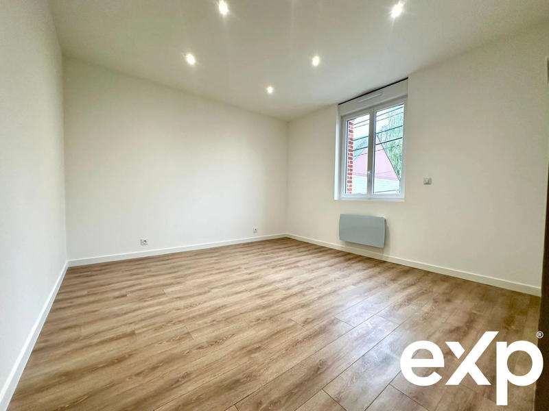 Maison - 144 m² - 8 pièces