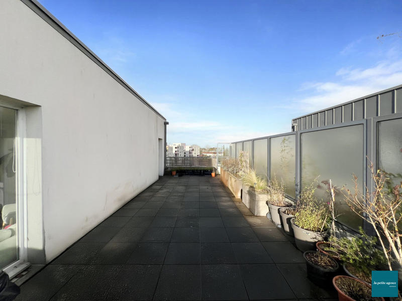 Appartement - 75 m² - 4 pièces