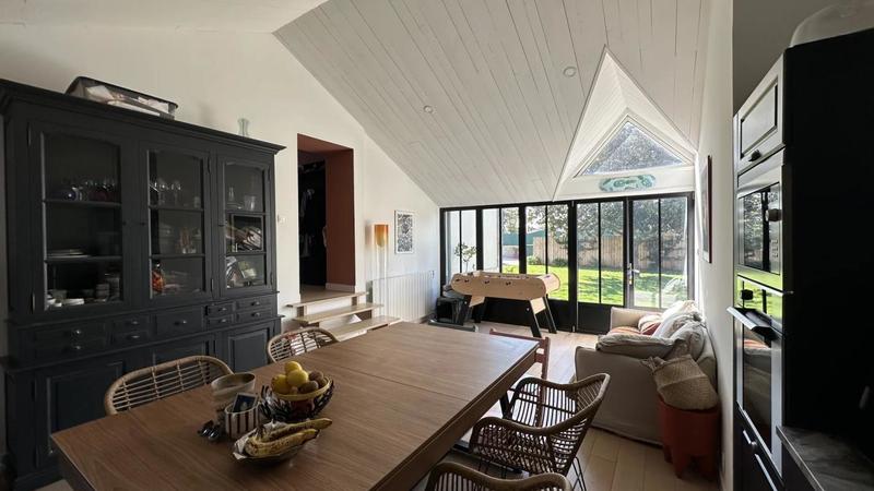 Propriété - 199 m² - 8 pièces