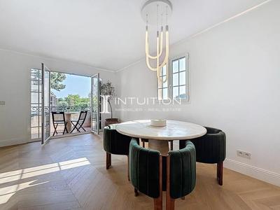 Appartement - 84 m² - 3 pièces