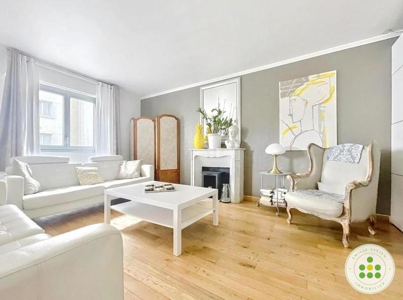 Appartement - 95 m² - 4 pièces