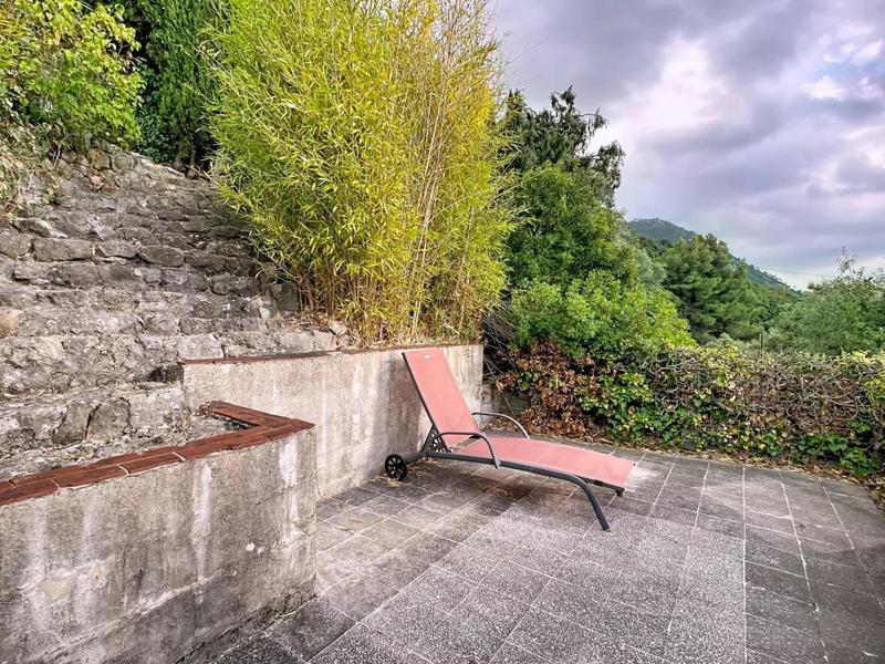 Maison - 201 m² - 5 pièces