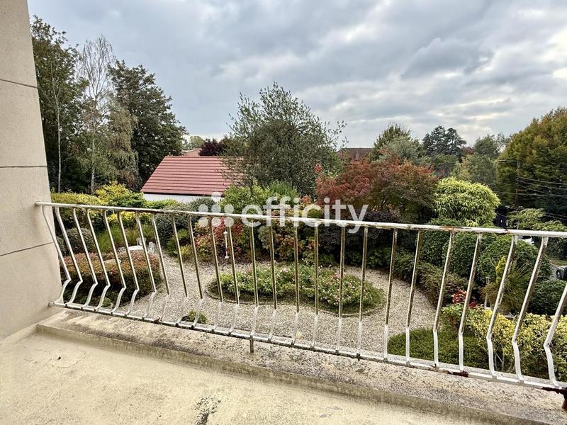 Appartement - 174 m² - 8 pièces