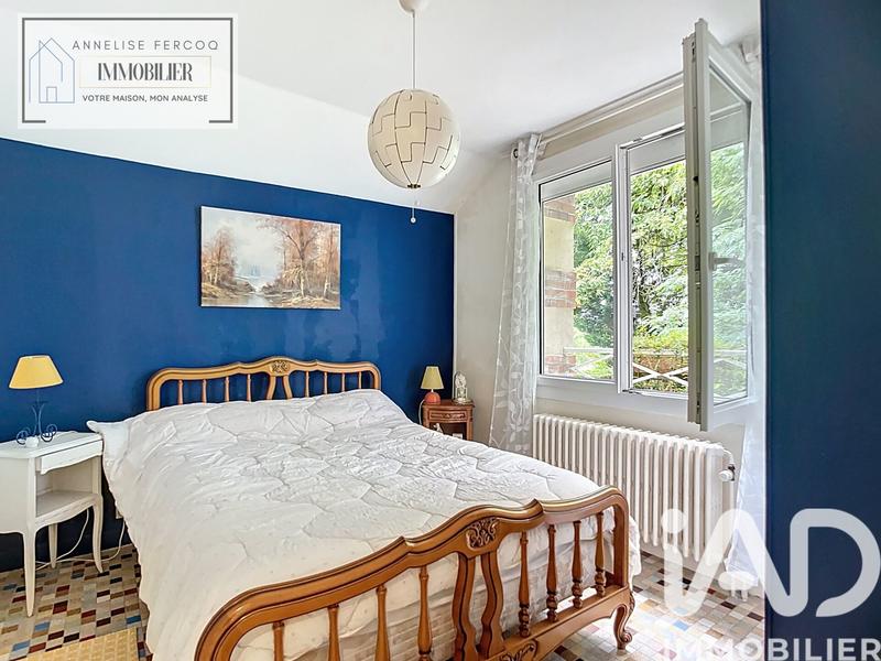 Maison - 390 m² - 13 pièces