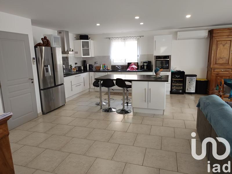 Maison - 198 m² - 8 pièces