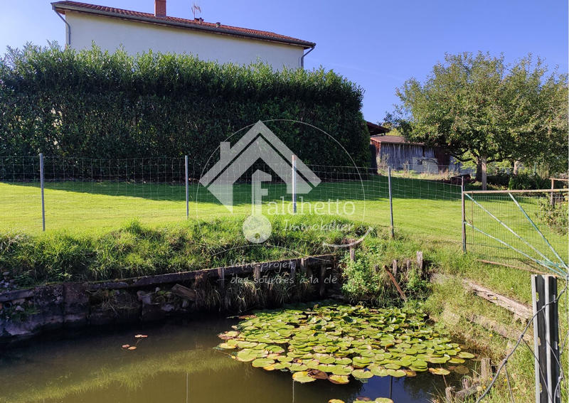 Maison - 200 m² - 7 pièces