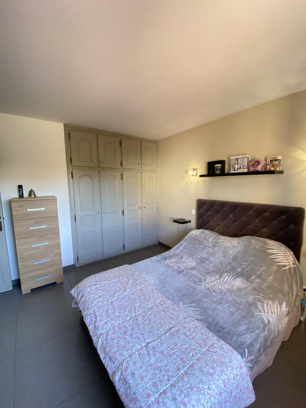 Appartement - 90 m² - 3 pièces