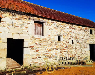 Maison - 300 m² - 6 pièces