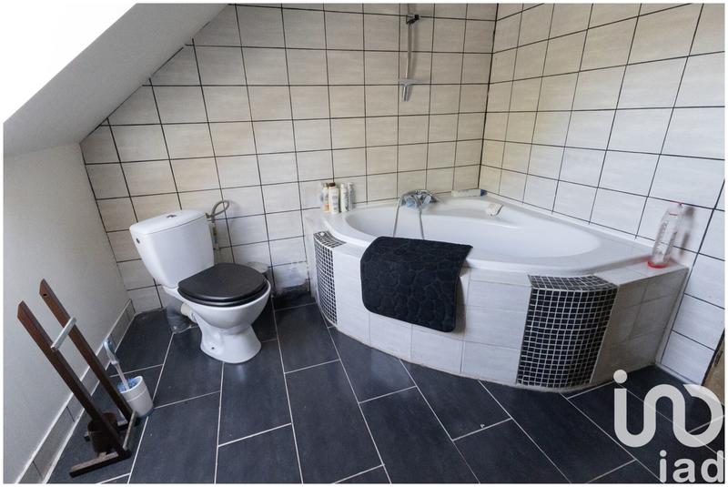 Maison - 546 m² - 13 pièces