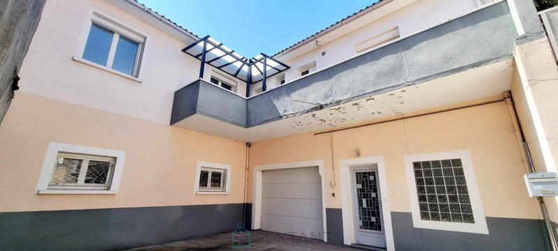Maison - 139 m² - 4 pièces