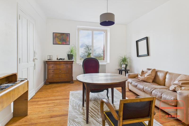 Maison - 204 m² - 6 pièces