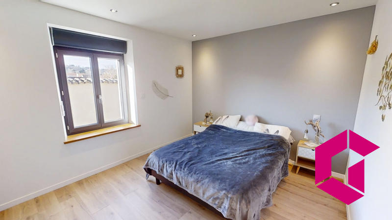 Maison traditionnelle - 105 m² - 5 pièces