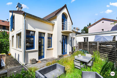 Maison - 135 m² - 5 pièces