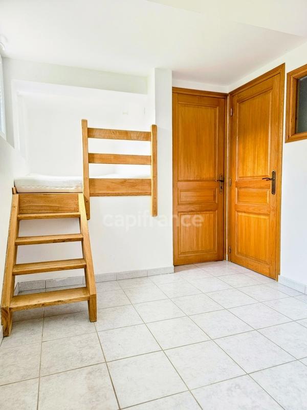 Corps de ferme - 227 m² - 5 pièces