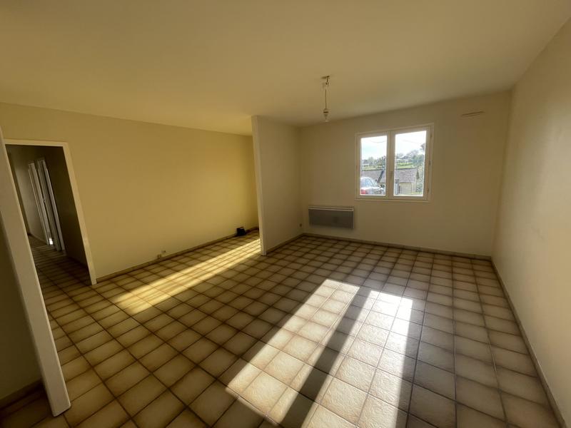 Maison traditionnelle - 88 m² - 4 pièces