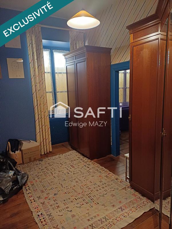 Maison - 244 m² - 8 pièces