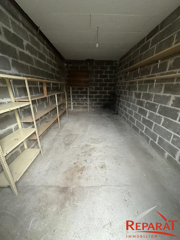 Parking / Garage - 16 m²