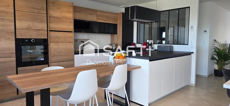 Maison - 130 m² - 6 pièces