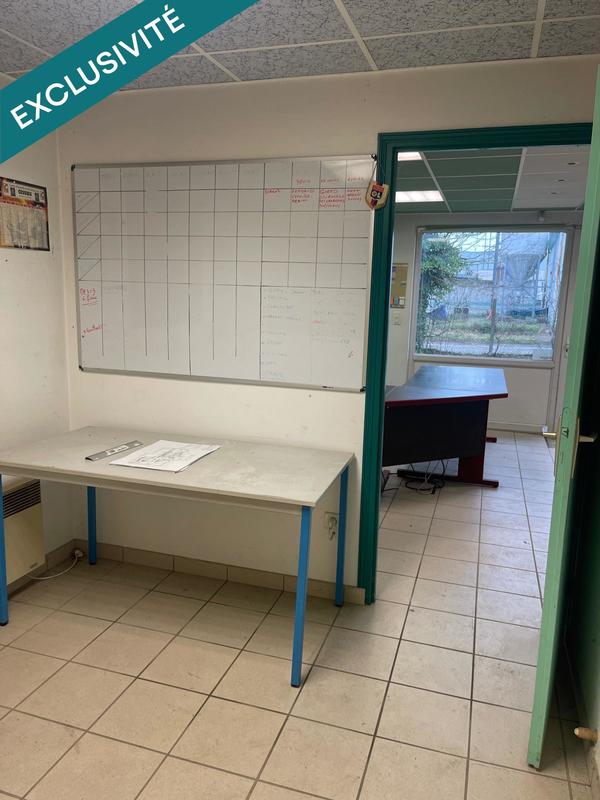 Bureau - 230 m² - 4 pièces