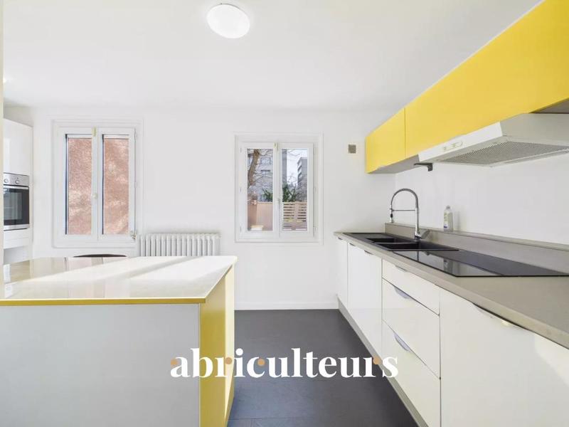 Maison - 162 m² - 6 pièces