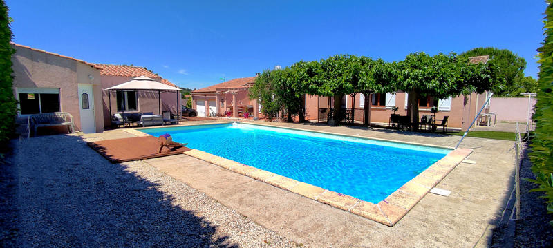 Villa - 190 m² - 9 pièces