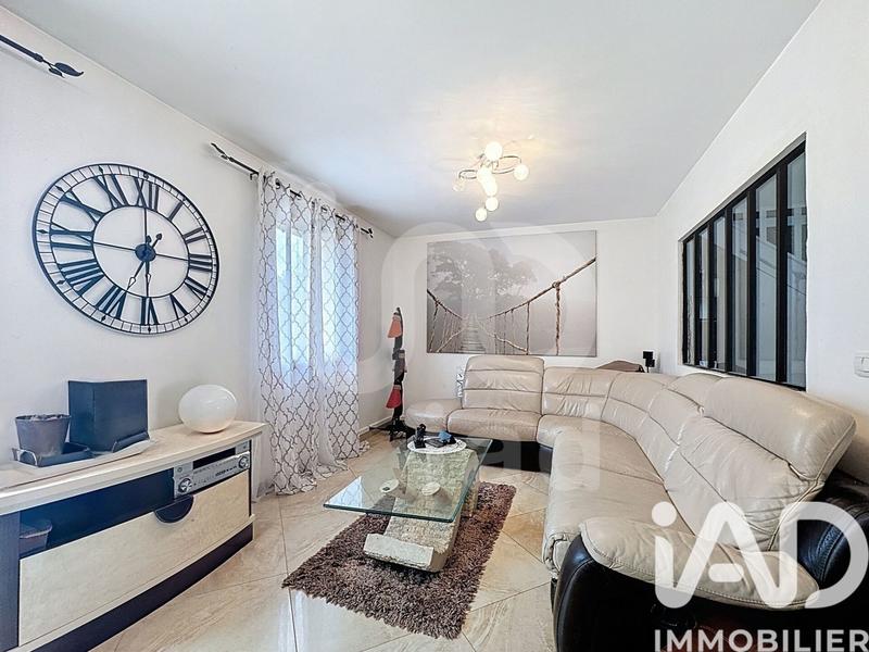 Maison - 111 m² - 5 pièces