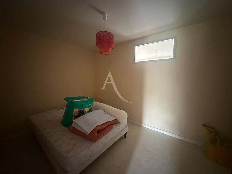 Maison - 85 m² - 5 pièces